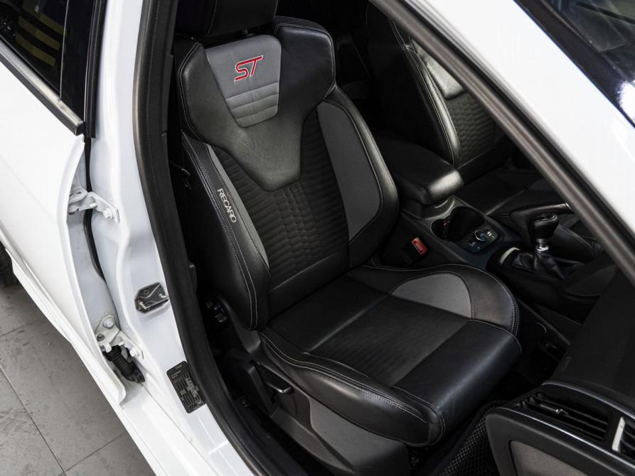 Ford Focus ST III Тюмень  - изображение 17