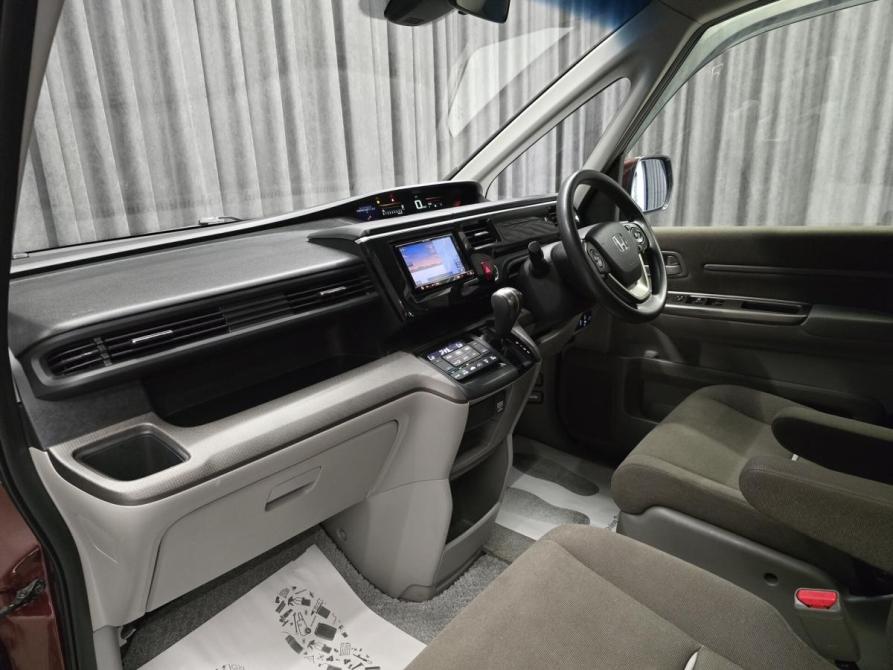 Honda Stepwgn V Красноярск  - изображение 15