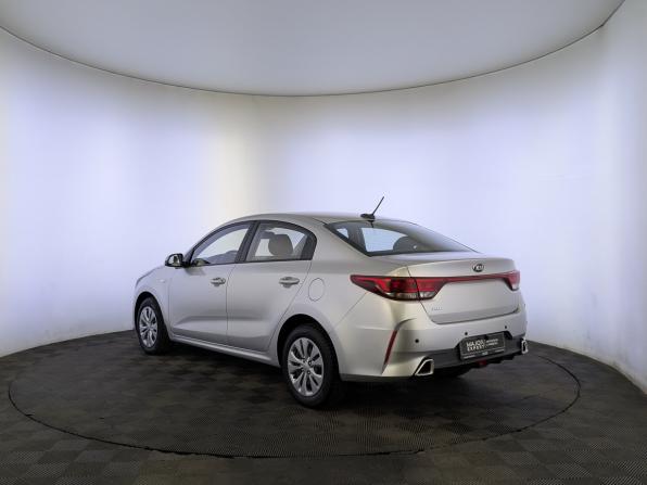 Kia Rio IV Рестайлинг с пробегом 2021 года, цена 1 665 000 рублей, 49961 км, седан, Автокод Объявления