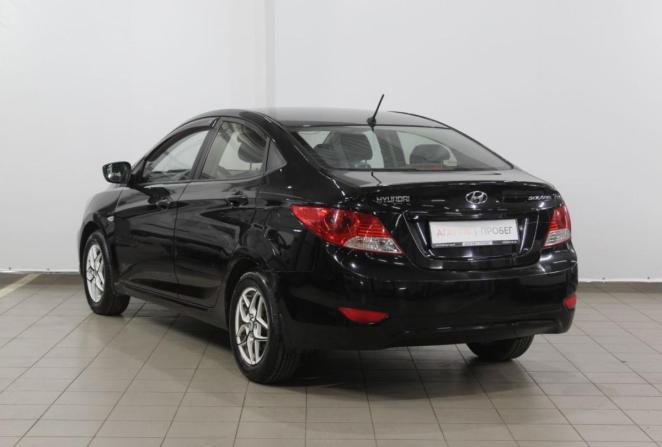 Hyundai Solaris I с пробегом 2013 года, цена 670 000 рублей, 152210 км, седан, Автокод Объявления