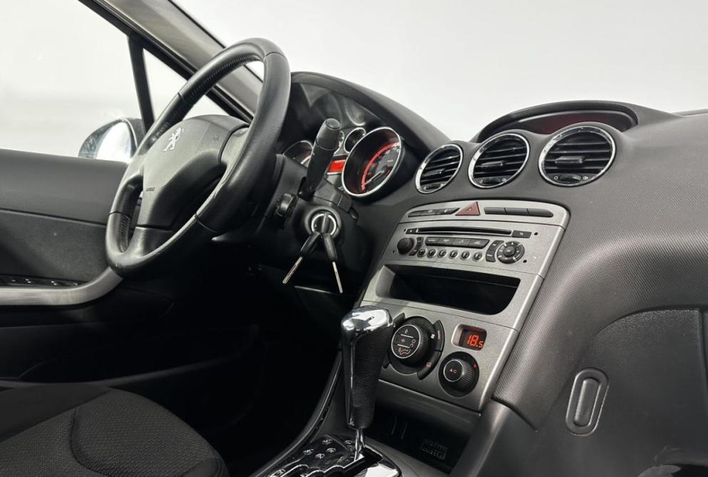 Peugeot 408 I Саранск  - изображение 28