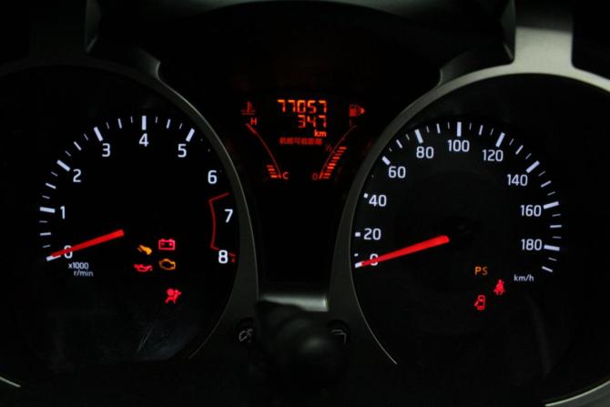 Nissan Juke I Рестайлинг с пробегом 2014 года, цена 1 129 000 рублей, 77000 км, внедорожник, Автокод Объявления