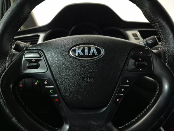 Kia Ceed II с пробегом 2013 года, цена 925 000 рублей, 154631 км, хэтчбек, Автокод Объявления