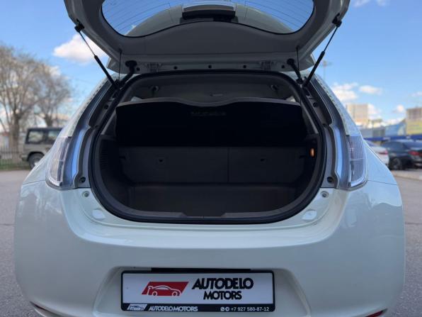 Nissan Leaf I (ZE0/AZE0) с пробегом 2012 года, цена 620 000 рублей, 79006 км, хэтчбек, Автокод Объявления