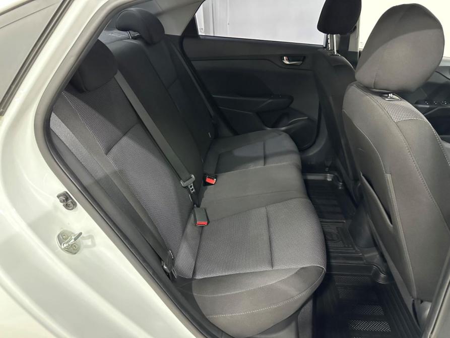 Hyundai Solaris II Курск  - изображение 24