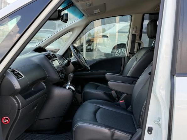 Nissan Serena IV (C26) с пробегом 2015 года, цена 1 575 000 рублей, 127736 км, минивэн, Автокод Объявления