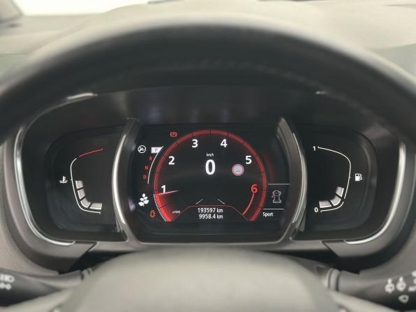 Renault Scenic IV с пробегом 2019 года, цена 1 597 000 рублей, 193595 км, компактвэн, Автокод Объявления