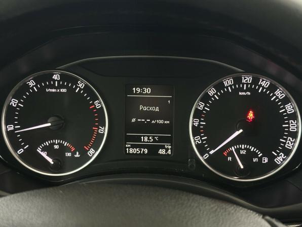 Skoda Octavia II (A5) Рестайлинг с пробегом 2012 года, цена 880 000 рублей, 180578 км, лифтбек, Автокод Объявления