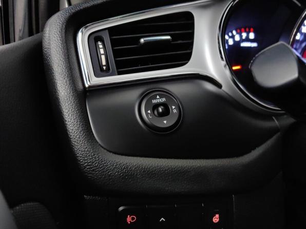 Kia Ceed II Рестайлинг с пробегом 2018 года, цена 1 278 000 рублей, 128000 км, хэтчбек, Автокод Объявления
