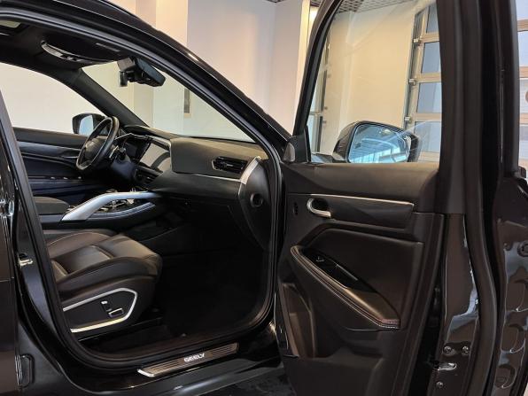 Geely Tugella I Рестайлинг с пробегом 2023 года, цена 3 480 000 рублей, 14700 км, внедорожник, Автокод Объявления