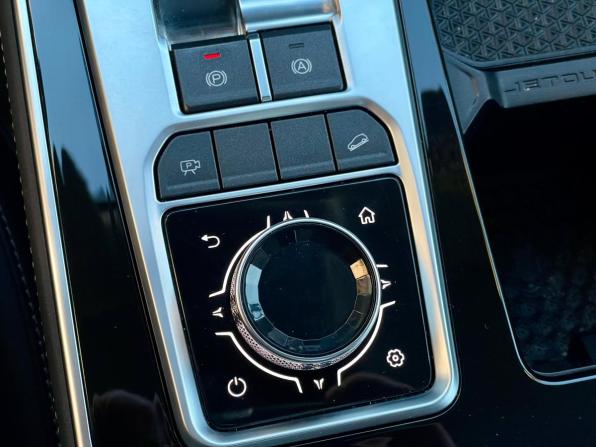 JETOUR X90 PLUS с пробегом 2023 года, цена 2 049 000 рублей, 21440 км, внедорожник, Автокод Объявления