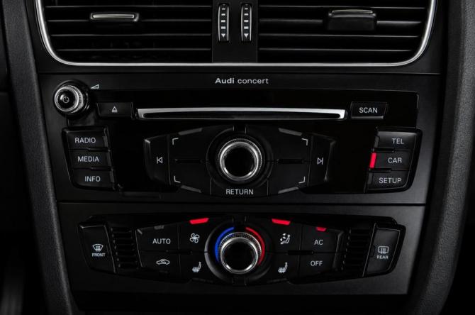 Audi A4 IV (B8) Рестайлинг с пробегом 2013 года, цена 1 479 000 рублей, 185000 км, седан, Автокод Объявления