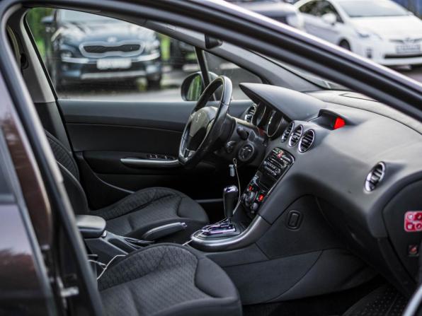 Peugeot 308 I Рестайлинг с пробегом 2011 года, цена 420 000 рублей, 223135 км, хэтчбек, Автокод Объявления