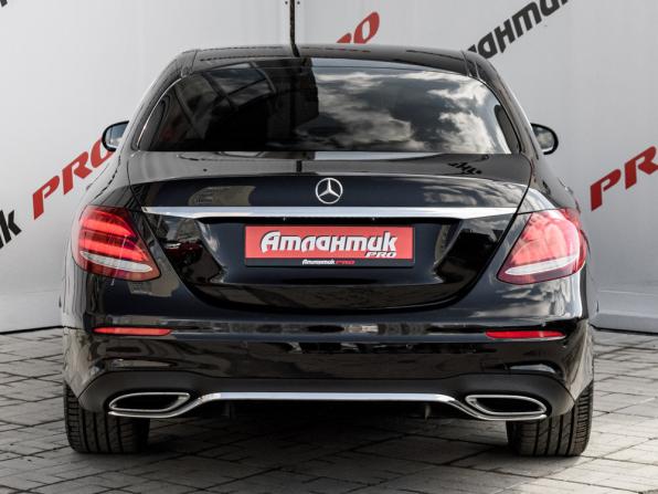 Mercedes-Benz E-Класс V (W213 S213 C238) с пробегом 2019 года, цена 2 830 000 рублей, 198784 км, седан, Автокод Объявления