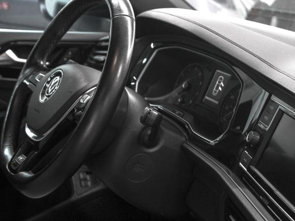 Volkswagen Jetta VII с пробегом 2021 года, цена 2 049 900 рублей, 151000 км, седан, Автокод Объявления