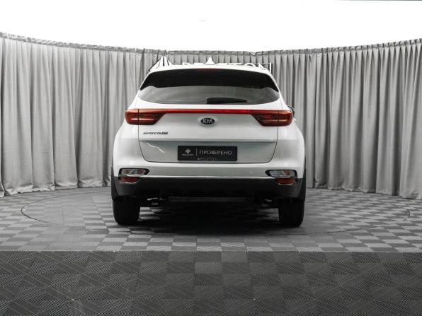 Kia Sportage IV Рестайлинг с пробегом 2018 года, цена 1 650 000 рублей, 180534 км, внедорожник, Автокод Объявления