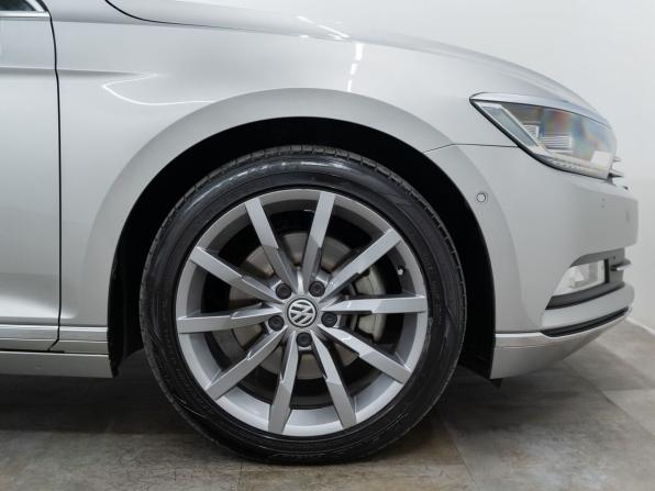 Volkswagen Passat B8 с пробегом 2016 года, цена 1 990 000 рублей, 67150 км, седан, Автокод Объявления