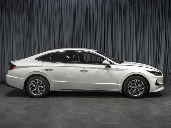 Hyundai Sonata VIII (DN8) с пробегом 2021 года, цена 2 349 000 рублей, 128843 км, седан, Автокод Объявления