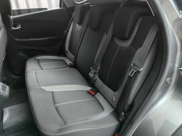 Renault Kaptur I Рестайлинг с пробегом 2022 года, цена 1 549 000 рублей, 122280 км, внедорожник, Автокод Объявления