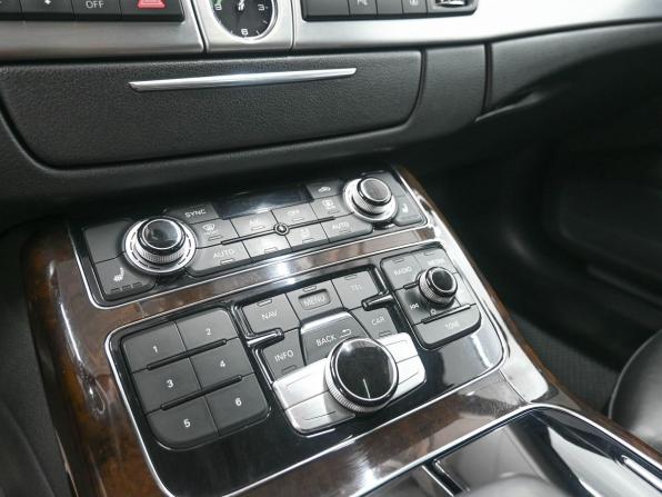 Audi A8 III (D4) Рестайлинг с пробегом 2014 года, цена 2 539 500 рублей, 142000 км, седан, Автокод Объявления