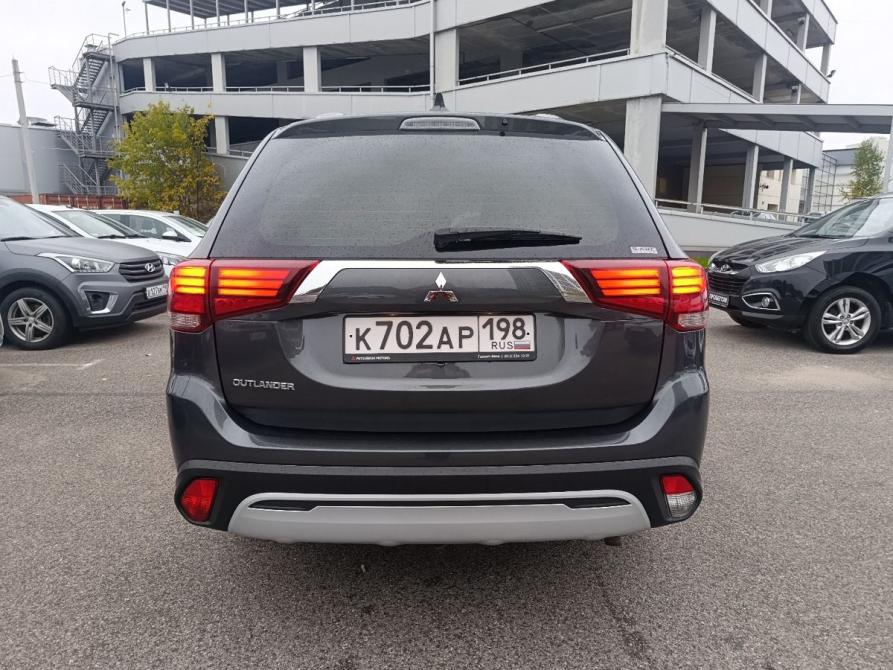 Mitsubishi Outlander III Рестайлинг 3 Санкт-Петербург  - изображение 3