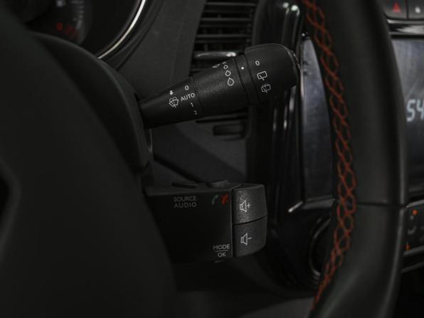Renault Kaptur I с пробегом 2018 года, цена 1 378 000 рублей, 96773 км, внедорожник, Автокод Объявления