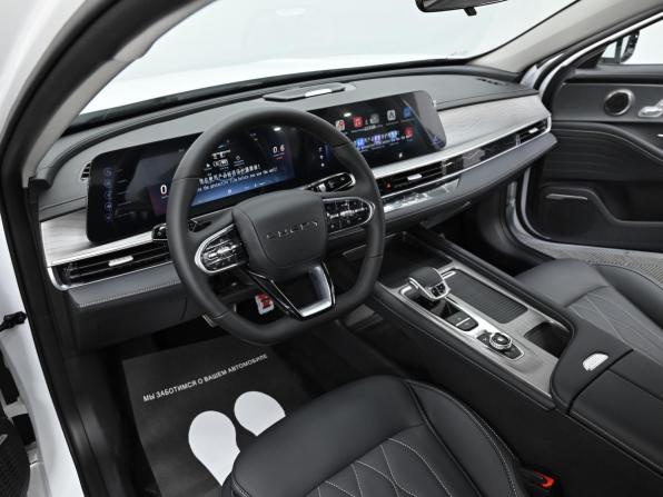 Chery Arrizo 8 с пробегом 2025 года, цена 2 049 000 рублей, 6 км, седан, Автокод Объявления