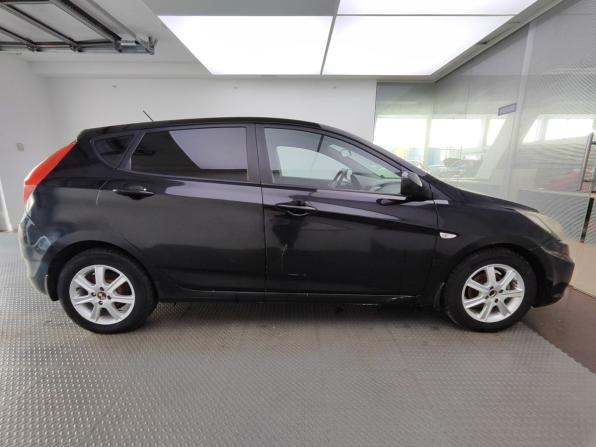 Hyundai Solaris I с пробегом 2013 года, цена 590 000 рублей, 190065 км, хэтчбек, Автокод Объявления
