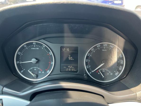 Skoda Octavia II (A5) Рестайлинг с пробегом 2011 года, цена 695 000 рублей, 218165 км, универсал, Автокод Объявления