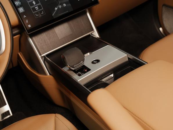 Land Rover Range Rover V с пробегом 2025 года, цена 23 000 000 рублей, 1500 км, внедорожник, Автокод Объявления