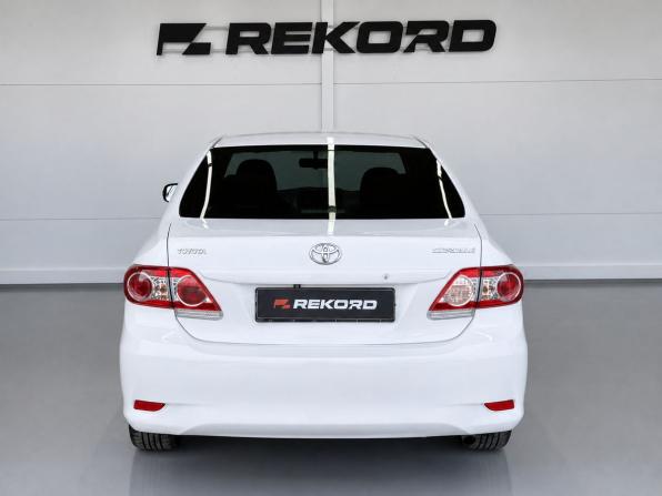 Toyota Corolla X (E140 E150) Рестайлинг с пробегом 2013 года, цена 1 399 000 рублей, 180000 км, седан, Автокод Объявления