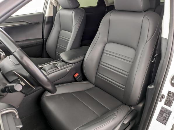 Lexus NX I Рестайлинг с пробегом 2019 года, цена 3 750 000 рублей, 60186 км, внедорожник, Автокод Объявления