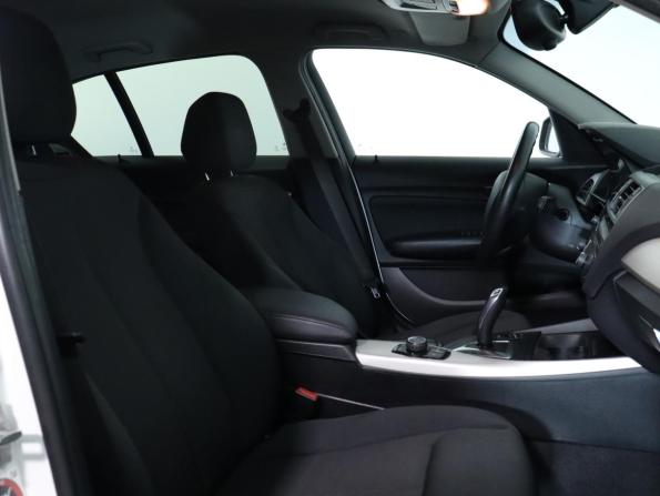 BMW 1 серии II (F20/F21) Рестайлинг с пробегом 2016 года, цена 1 590 000 рублей, 91350 км, хэтчбек, Автокод Объявления