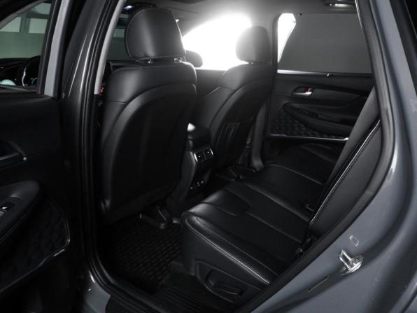 Hyundai Santa Fe IV Рестайлинг с пробегом 2021 года, цена 3 649 000 рублей, 66159 км, внедорожник, Автокод Объявления