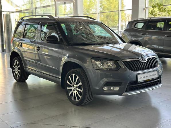 Skoda Yeti I Рестайлинг с пробегом 2018 года, цена 1 370 000 рублей, 124000 км, внедорожник, Автокод Объявления