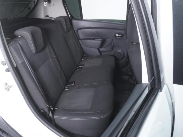 Renault Sandero II Рестайлинг с пробегом 2021 года, цена 1 030 000 рублей, 61898 км, хэтчбек, Автокод Объявления