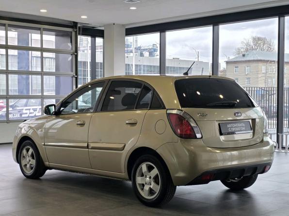 Kia Rio II Рестайлинг с пробегом 2010 года, цена 416 000 рублей, 243325 км, хэтчбек, Автокод Объявления