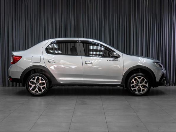 Renault Logan II Рестайлинг с пробегом 2022 года, цена 1 249 000 рублей, 90714 км, седан, Автокод Объявления