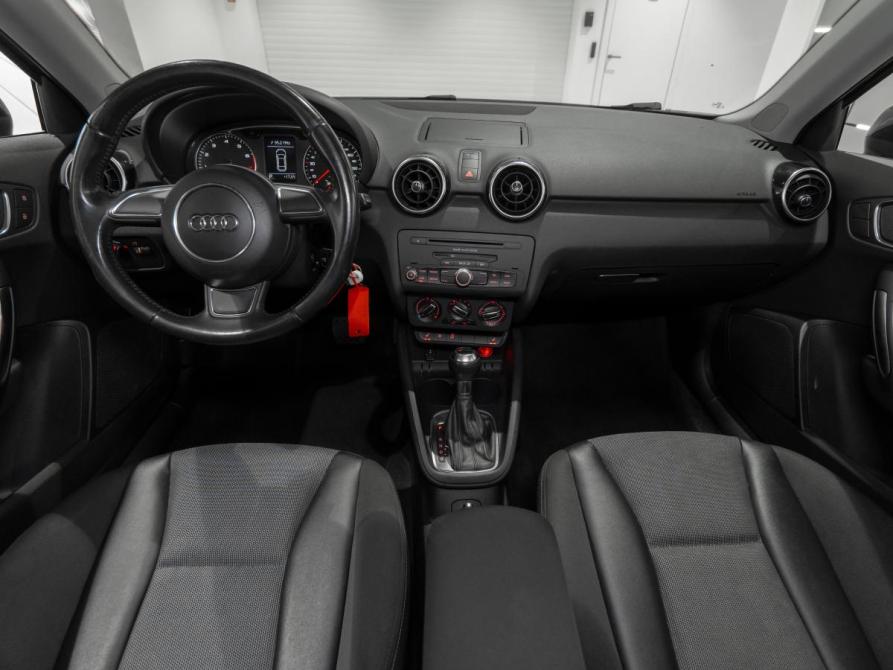Audi A1 I (8X) Москва  - изображение 7