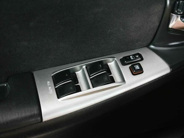 Toyota Corolla IX (E120 E130) Рестайлинг с пробегом 2004 года, цена 600 000 рублей, 260975 км, хэтчбек, Автокод Объявления