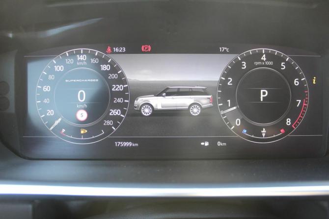 Land Rover Range Rover IV Рестайлинг с пробегом 2018 года, цена 6 200 000 рублей, 176000 км, внедорожник, Автокод Объявления