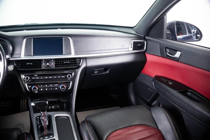 Kia Optima IV с пробегом 2018 года, цена 1 959 000 рублей, 220000 км, седан, Автокод Объявления