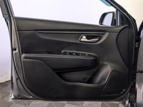 Kia Rio IV с пробегом 2018 года, цена 1 375 000 рублей, 129830 км, хэтчбек, Автокод Объявления