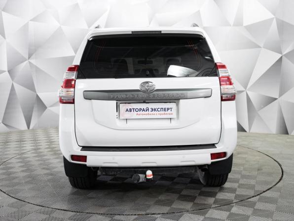 Toyota Land Cruiser Prado 150 Series Рестайлинг 1 с пробегом 2014 года, цена 3 295 000 рублей, 207492 км, внедорожник, Автокод Объявления