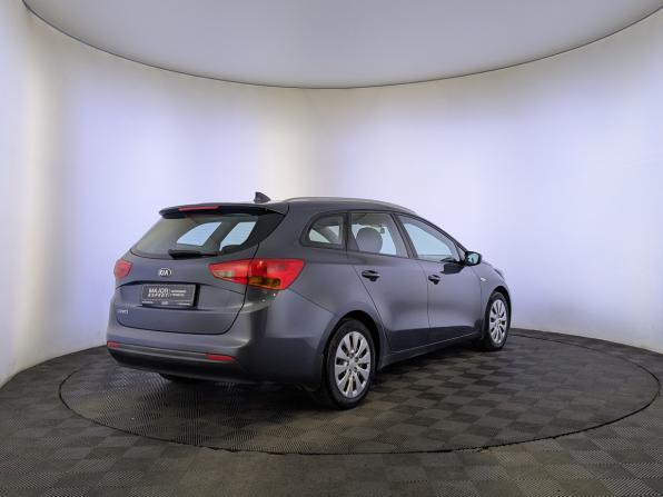 Kia Ceed II Рестайлинг с пробегом 2018 года, цена 1 300 000 рублей, 171570 км, универсал, Автокод Объявления
