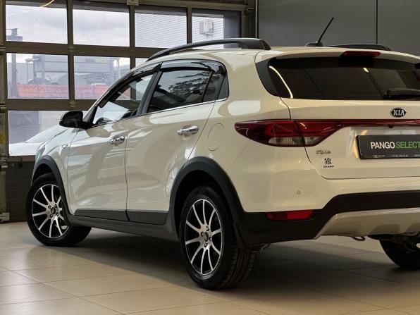 Kia Rio IV с пробегом 2018 года, цена 1 649 000 рублей, 50812 км, хэтчбек, Автокод Объявления