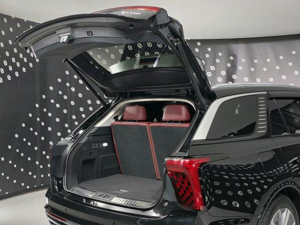 Hongqi E-HS9 с пробегом 2021 года, цена 5 485 000 рублей, 14400 км, внедорожник, Автокод Объявления