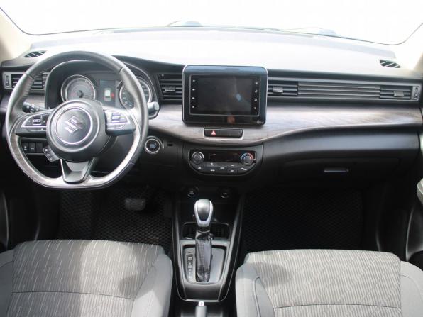 Suzuki Ertiga II Рестайлинг с пробегом 2023 года, цена 2 059 000 рублей, 43367 км, компактвэн, Автокод Объявления