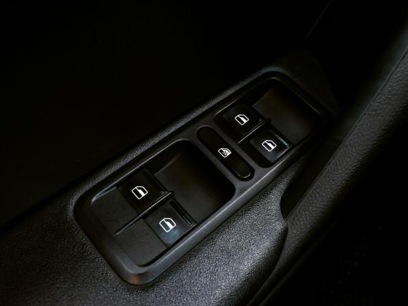 Skoda Yeti I Рестайлинг с пробегом 2016 года, цена 1 445 000 рублей, 110226 км, внедорожник, Автокод Объявления