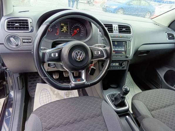 Volkswagen Polo V Рестайлинг с пробегом 2018 года, цена 1 264 995 рублей, 140120 км, седан, Автокод Объявления